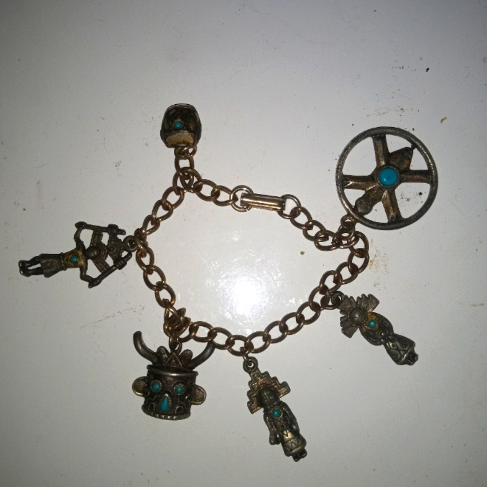 Vintage Native American Charm Bracelet Theme.Pewter Indians With Faux Turquoise